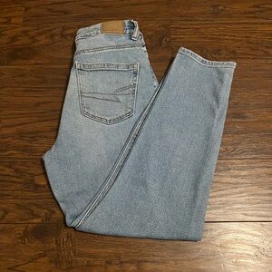 American Eagle Stretch Mom Jean